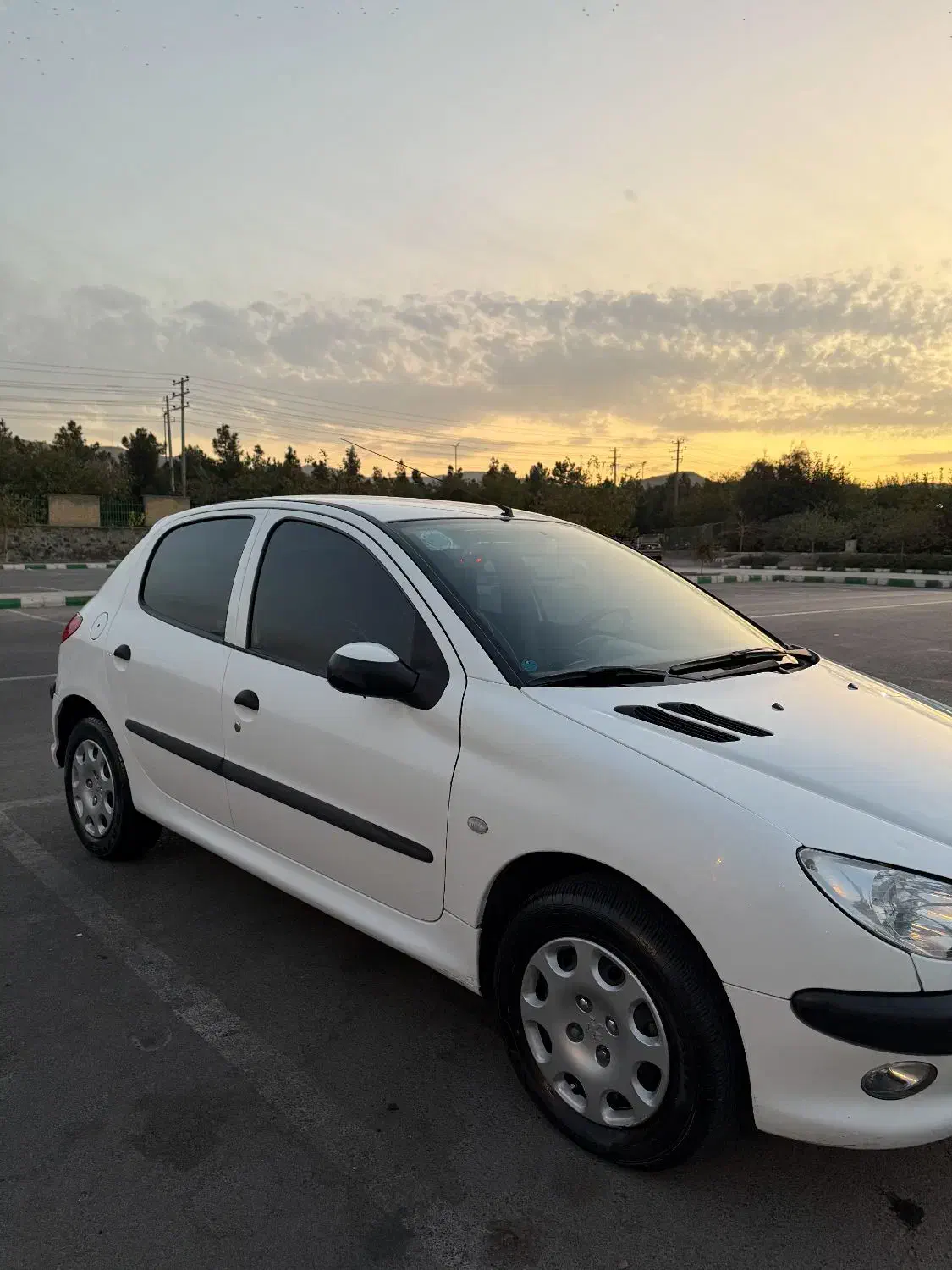 پژو ۲۰۶ تیپ ۵ مدل ۹۸|خودرو سواری و وانت|مشهد, کوه سنگی|دیوار