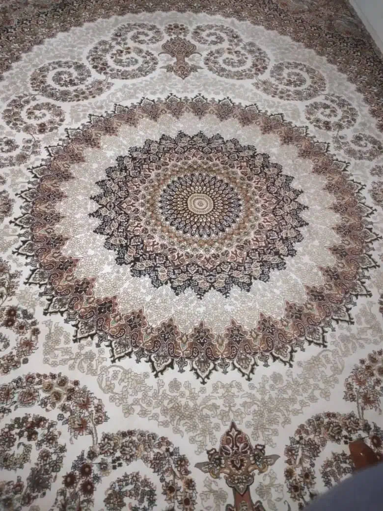 دو عدد فرش شش متری ویک عدد نه متری کاملا تمیز|فرش|محمدیه-قزوین, |دیوار