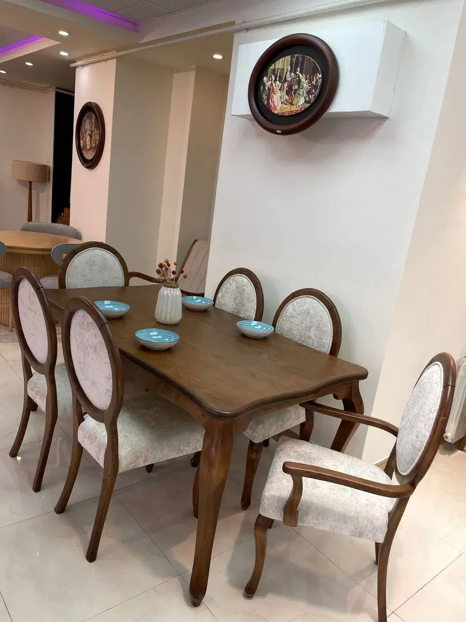 ناهار خوری کلاسیک فرانسوی جدید|میز و صندلی غذاخوری|رشت, چله خانه|دیوار