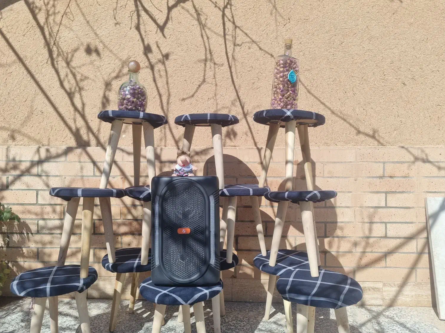 پاف|صندلی و نیمکت|اصفهان, بوستان ناژوان|دیوار