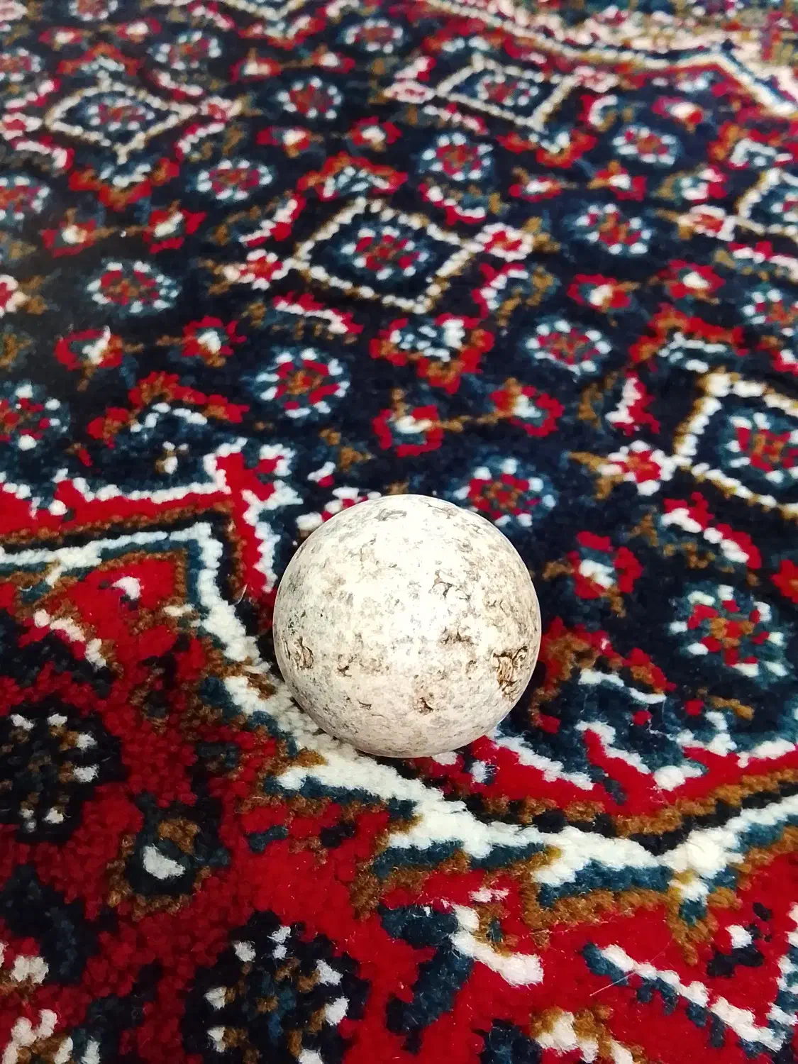 سنگ آسیابی به قیمت 100میلیون|جواهرات|پاوه, |دیوار