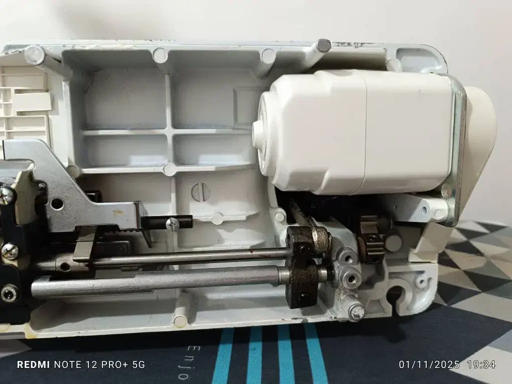 فروش چرخ صنعتی مدل ژانومه|چرخ خیاطی و ریسندگی|اهواز, منازل سپاه|دیوار