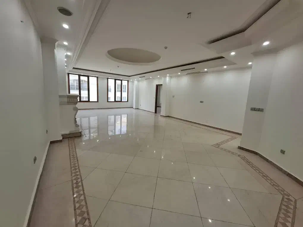 300متر/4خواب/زعفرانیه خدامراد 2پارکینگ ۵ ساله شیک|اجارهٔ آپارتمان|تهران, زعفرانیه|دیوار