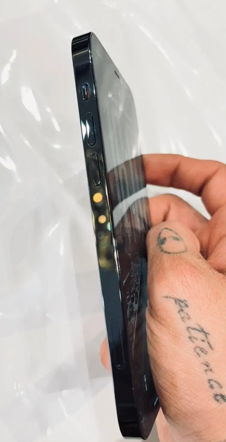 ایفون ۱۲ پرو در حد آک|موبایل|مشهد, ویلاشهر|دیوار