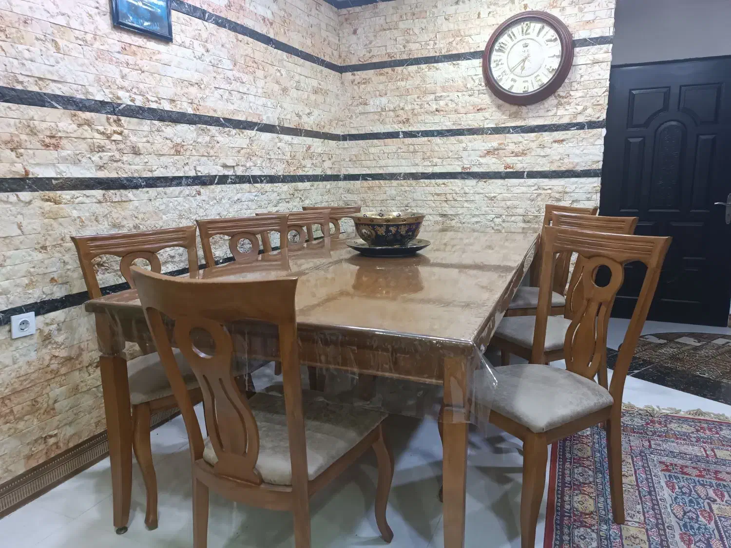 غذا خوری 8نفره سالم بدون هیچ خط وخش|میز و صندلی غذاخوری|ساری, |دیوار