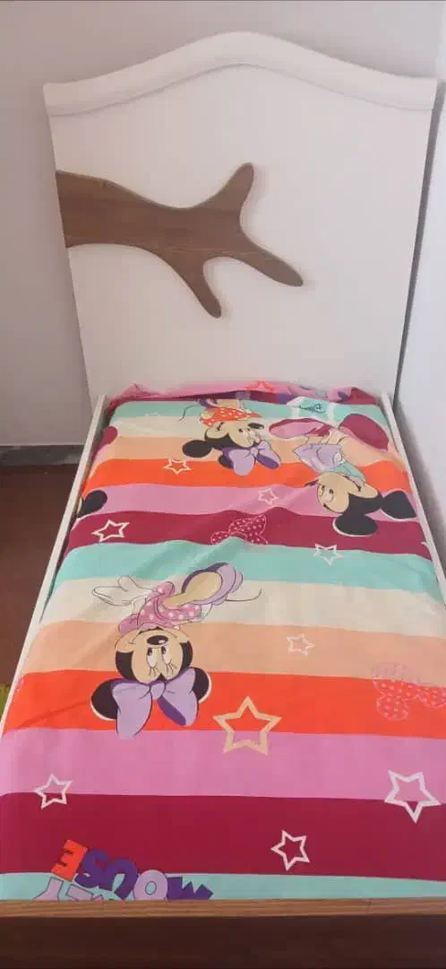 تخت بچه با خوشخواب|تخت و سرویس خواب|بروجرد, |دیوار