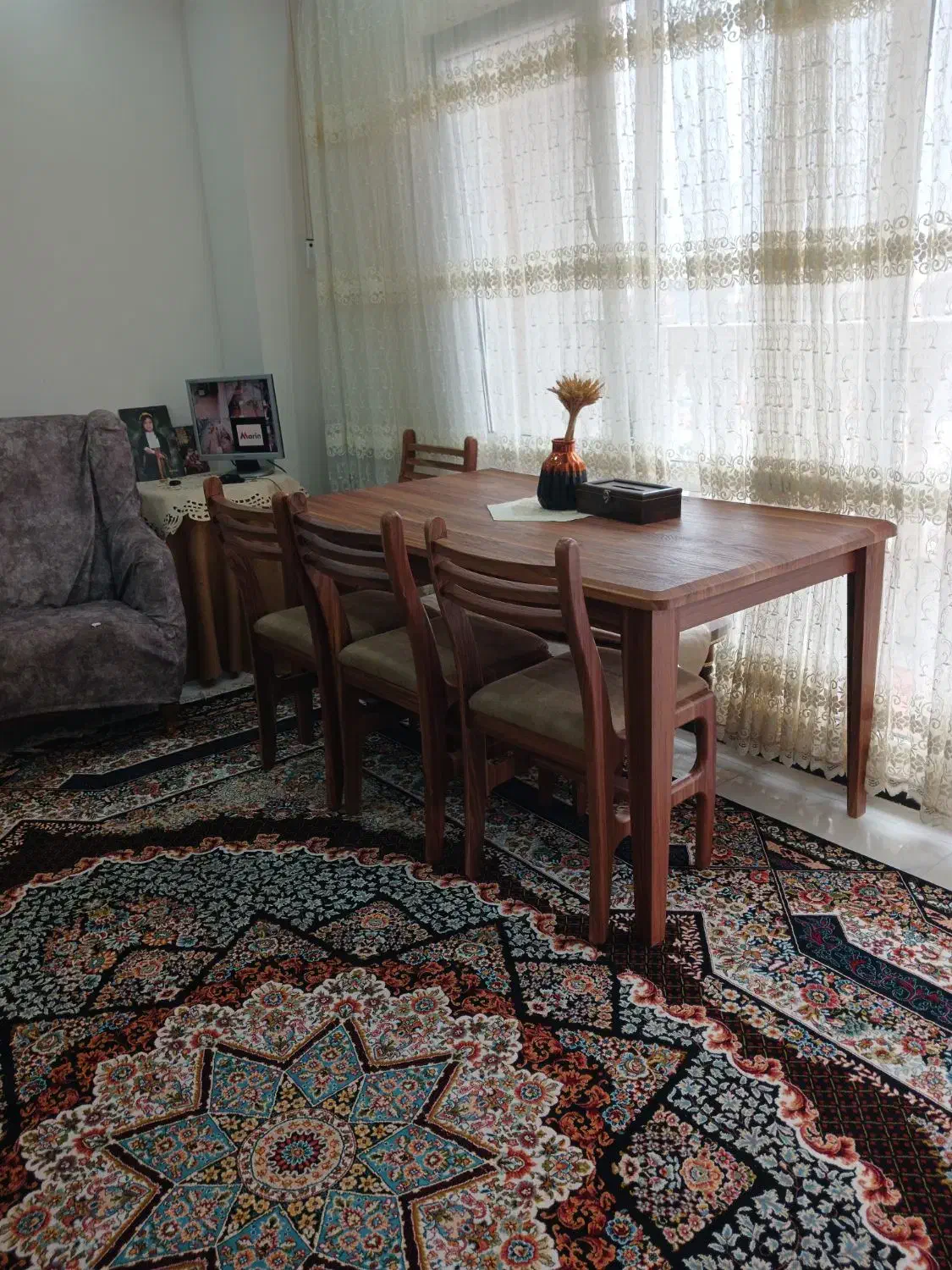 میز نهارخوری|میز و صندلی غذاخوری|بجنورد, |دیوار