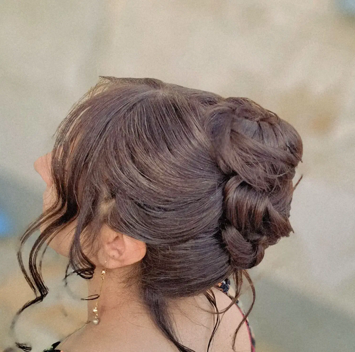 نیازمند مدل مو جهت شنیون|خدمات آرایشگری و زیبایی|مرودشت, ابوذر شمالی‎|دیوار