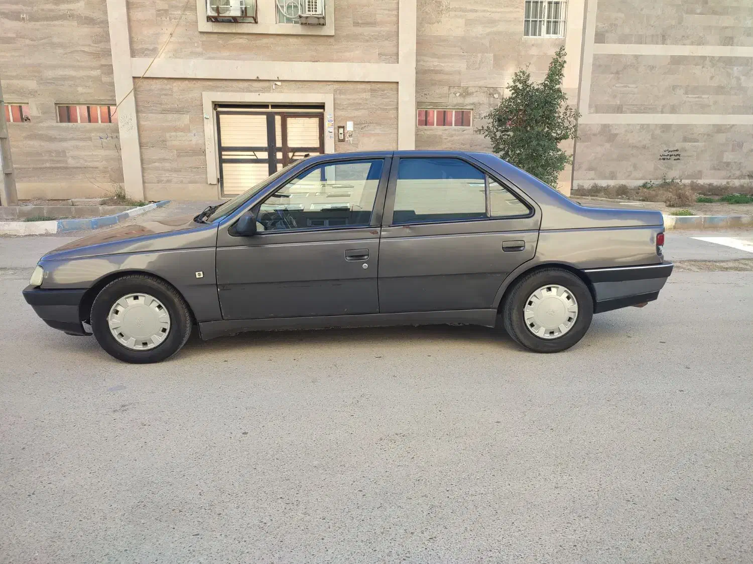 پژو405مدل83|خودرو سواری و وانت|بندر ماهشهر, |دیوار