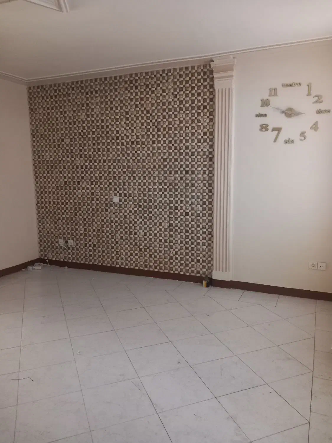 ۶۰متر آپارتمان بلوار ابوذر مسلم شمالی( خانم طلایی)