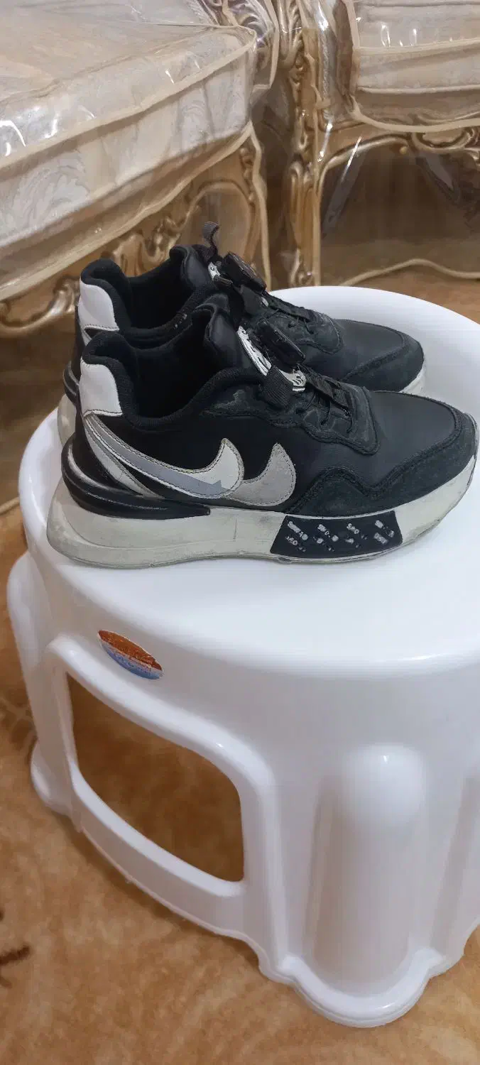 کفش اسپرت سایز۳۱|کفش و لباس بچه|کاشان, کارگر|دیوار