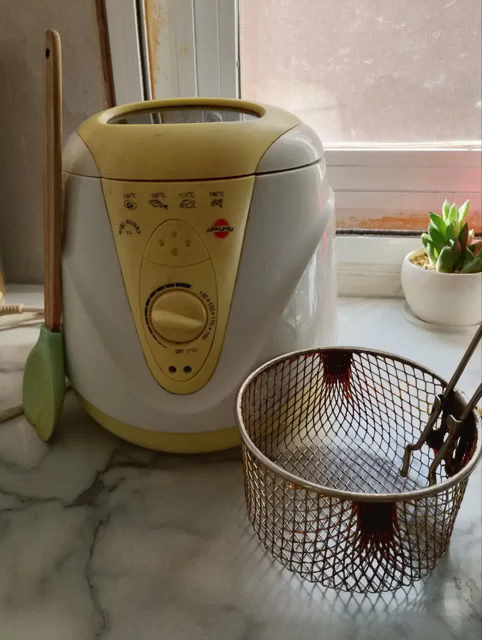 سرخ کن پارس خزر|سایر لوازم برقی|مشهد, تربیت (صدف)|دیوار