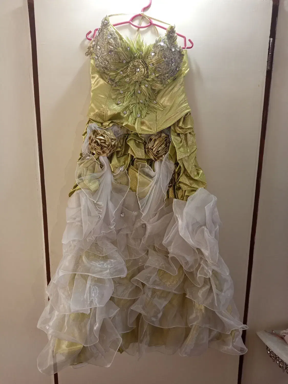 تاب دامن|لباس|تبریز, |دیوار