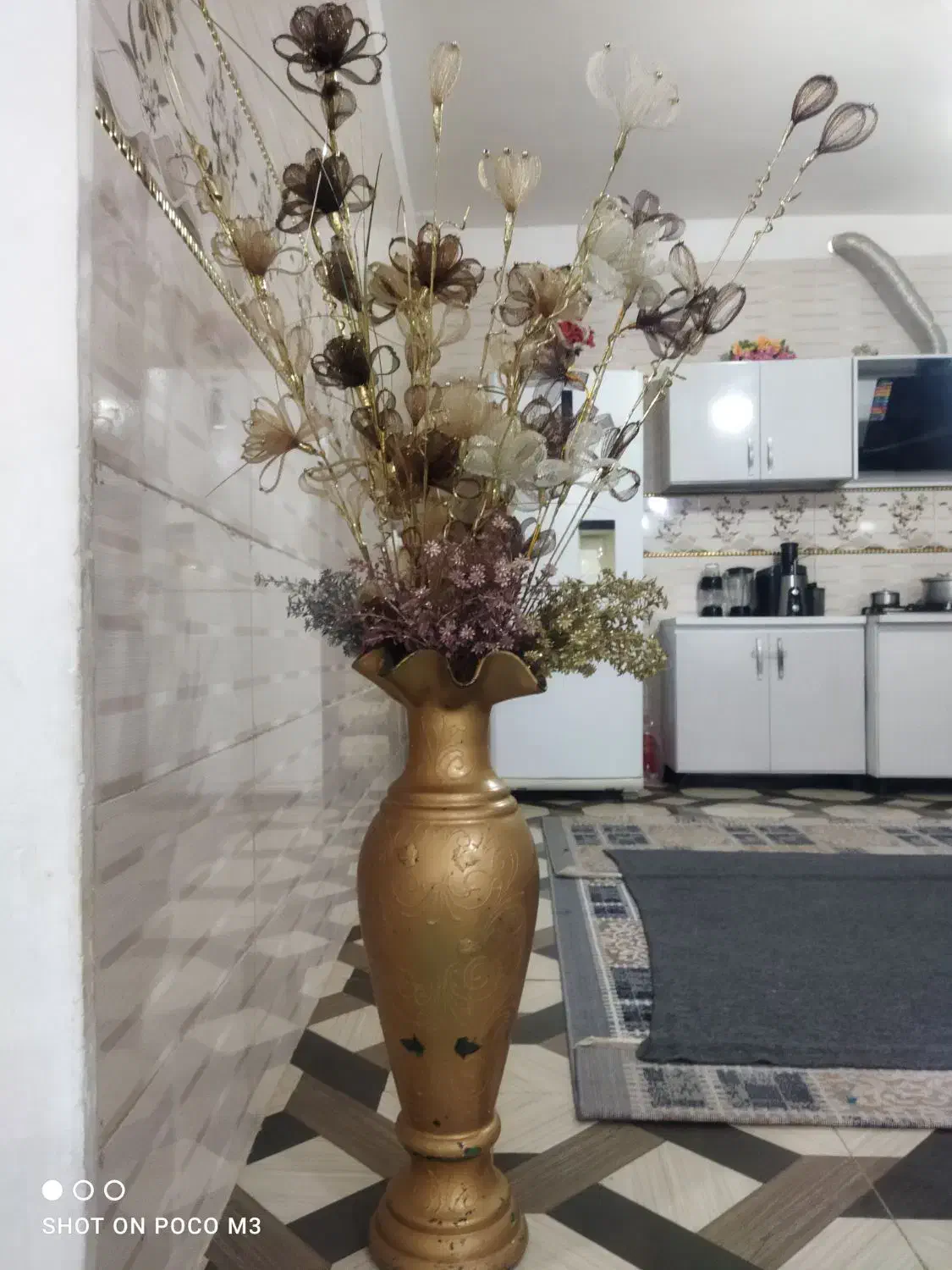 گل و گلدان و دوچرخه ثابت ورزشی|گل مصنوعی|کوهدشت, |دیوار