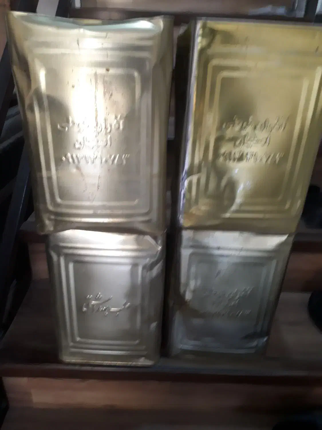 چند عدد حلب مخصوص عسل  تمیز وشسته|ظروف نگهدارنده، پلاستیکی، یک‌بارمصرف|شهرکرد, |دیوار