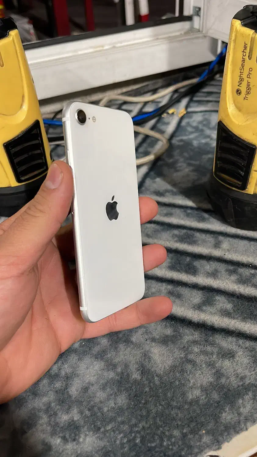 ایفون se 2020|موبایل|شیراز, فرهنگ شهر|دیوار