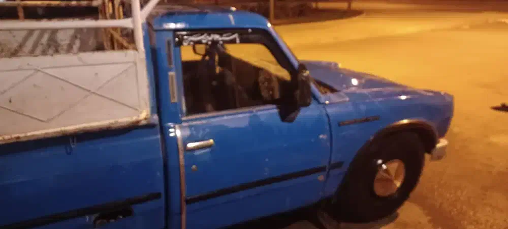 نیسان کمپرسی مدل ۸۳|خودرو سواری و وانت|مرودشت, استادیوم‎|دیوار