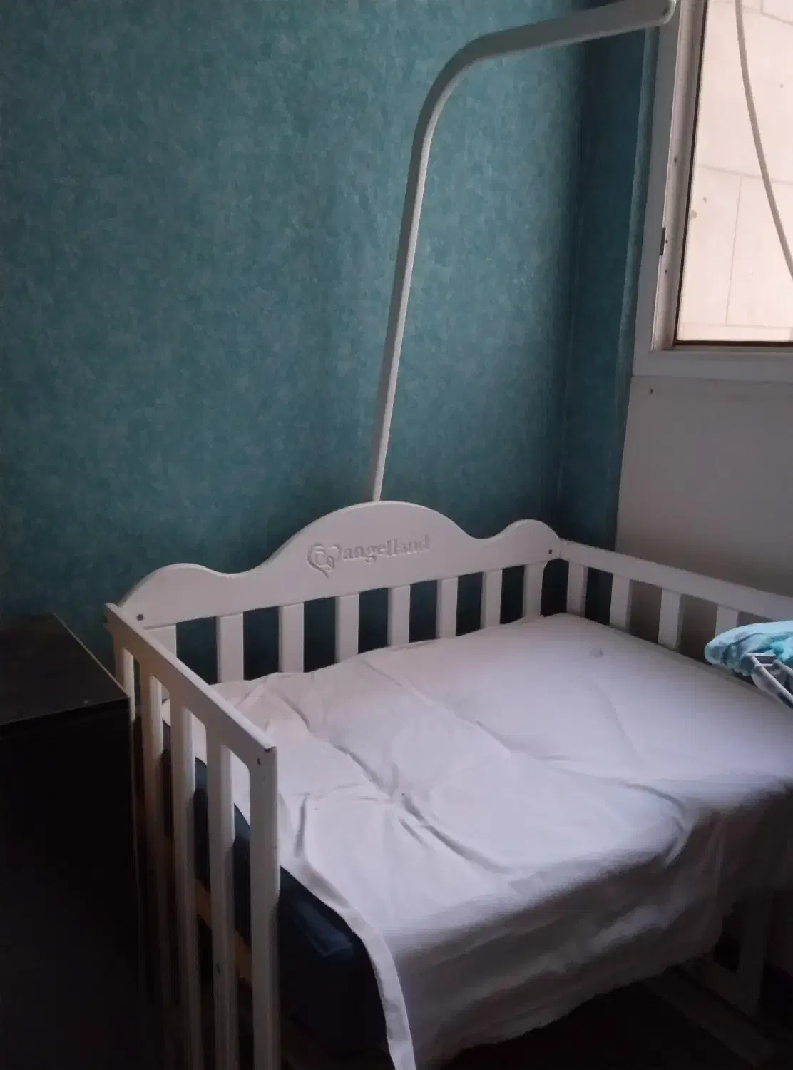 تخت کنار مادر مدل گهواره ای|تخت و صندلی بچه|شیراز, کلاهدوز|دیوار