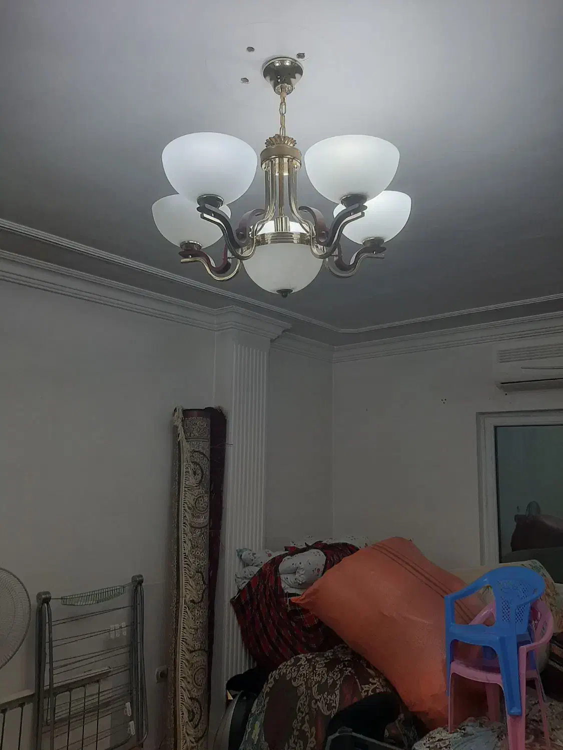 لوستر تمیز و مرتب|لوستر و چراغ آویز|گرگان, |دیوار