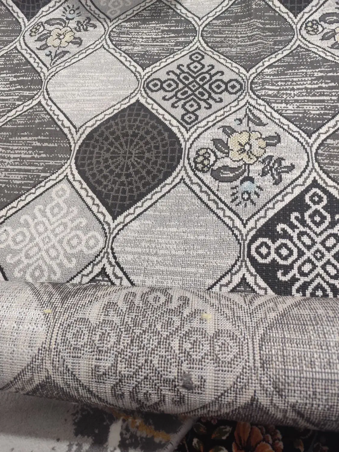 دو عدد گلیم نو|گلیم، جاجیم، گبه|خرم‌آباد, |دیوار