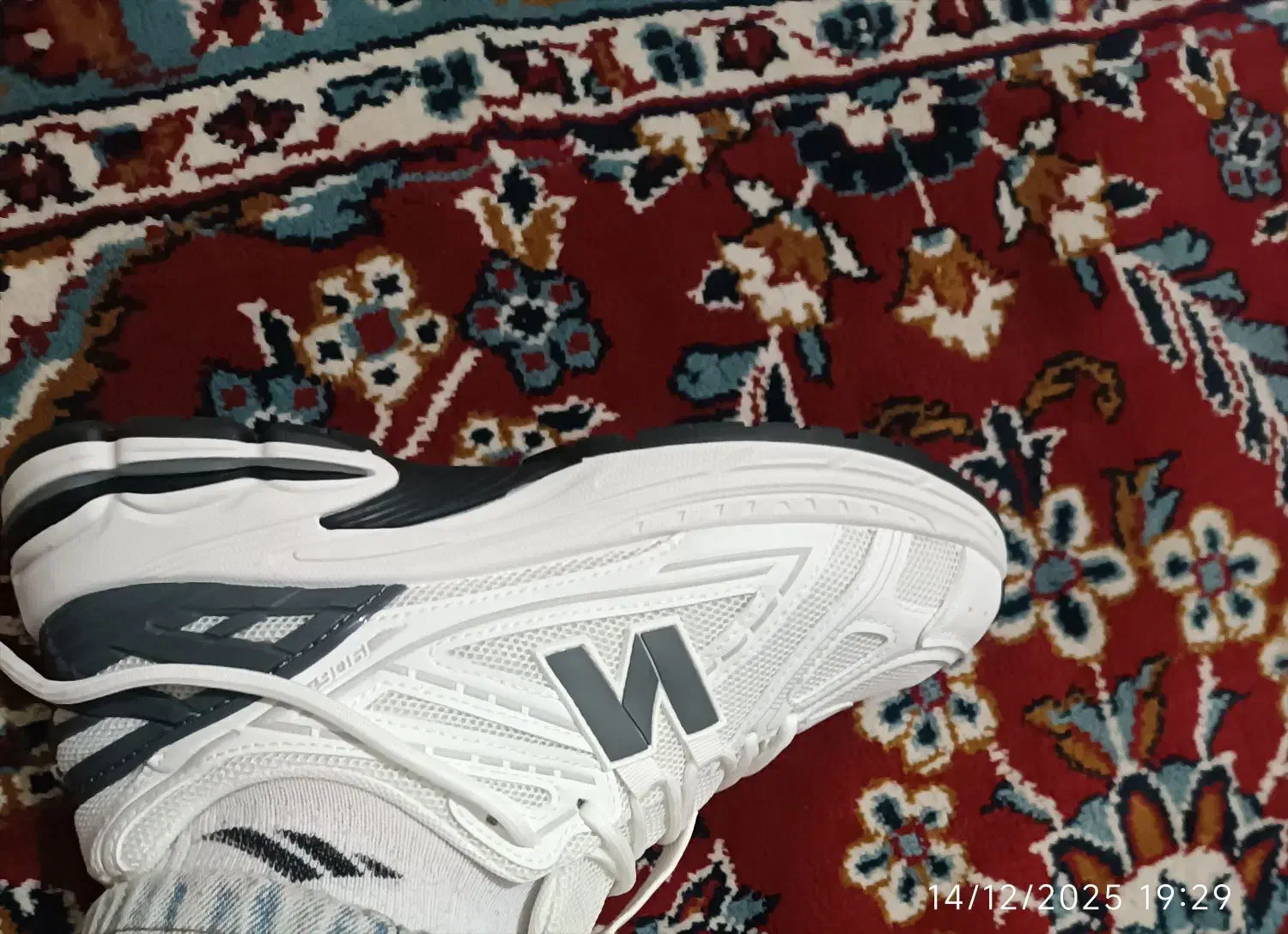 کتانی نیوبالانس|کیف، کفش، کمربند|ساوه, |دیوار