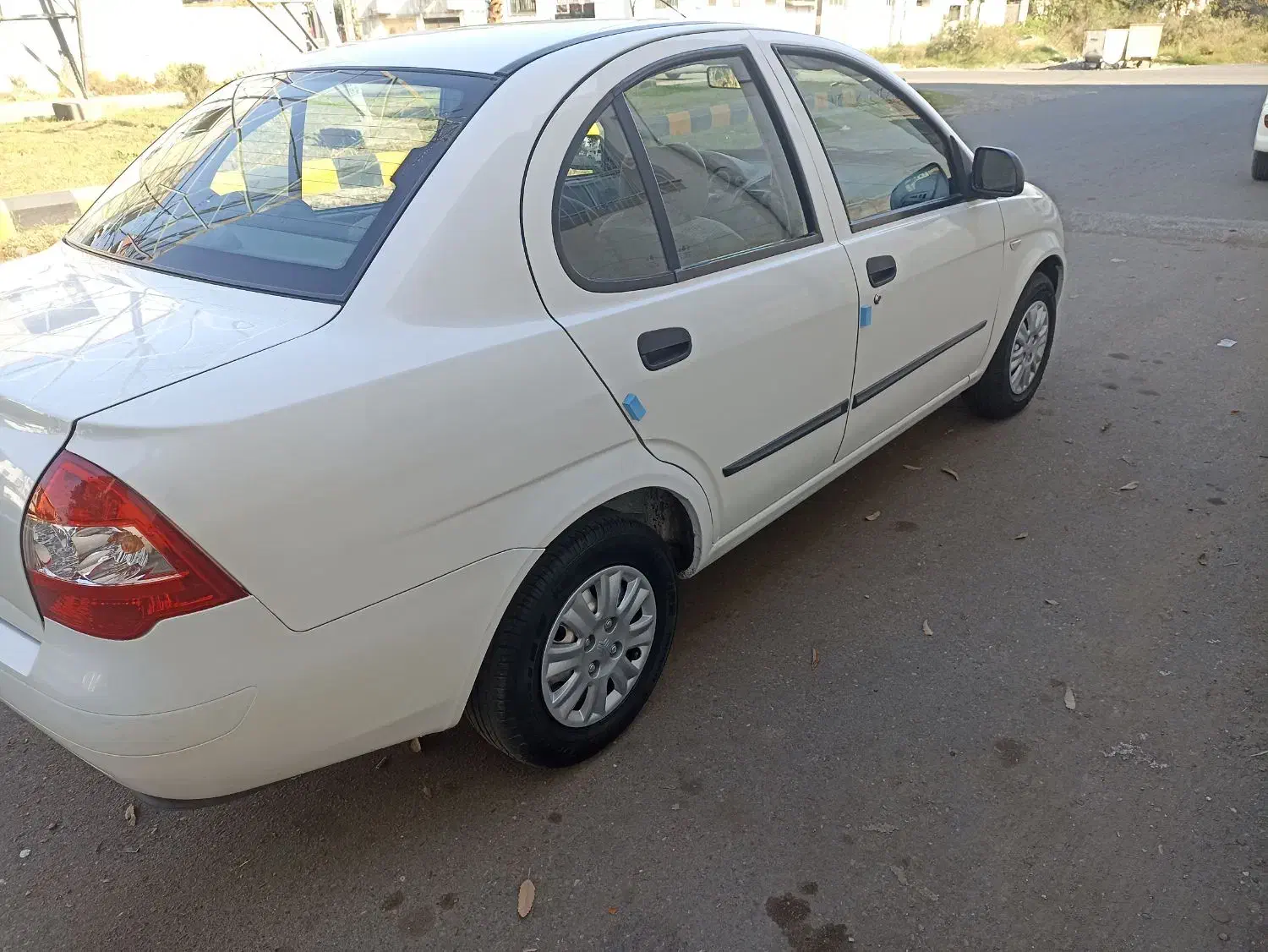 تیبا ۱ مدل ۹۸|خودرو سواری و وانت|رشت, جانبازان|دیوار