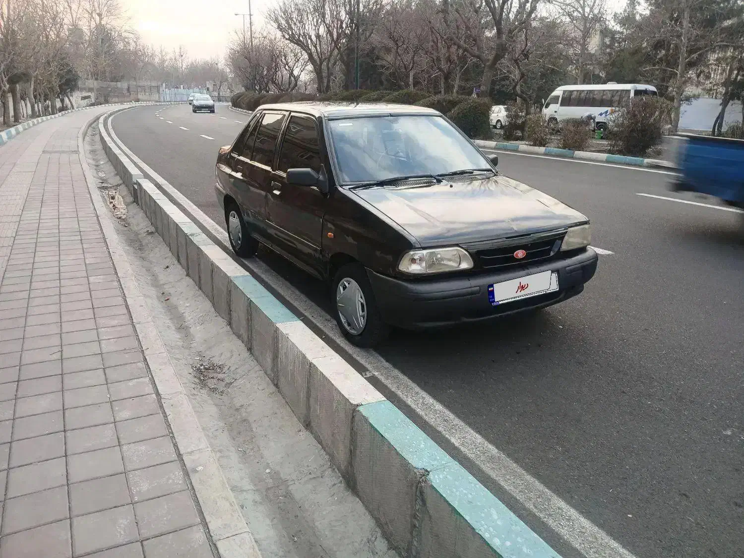 پرایدمدل ۸۴|خودرو سواری و وانت|تهران, صادقیه|دیوار