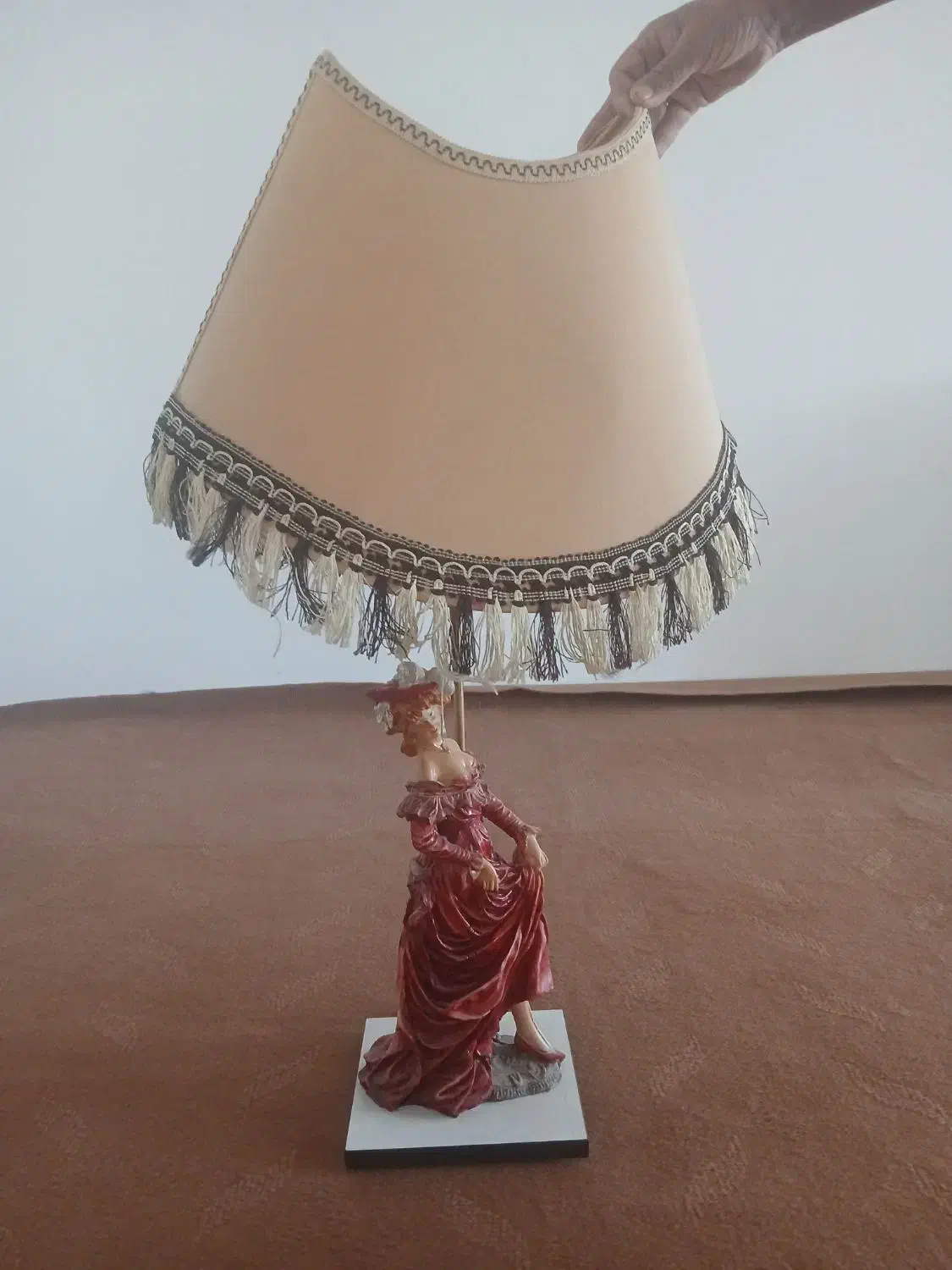 آباژور|چراغ خواب و آباژور|شاهین دژ, |دیوار