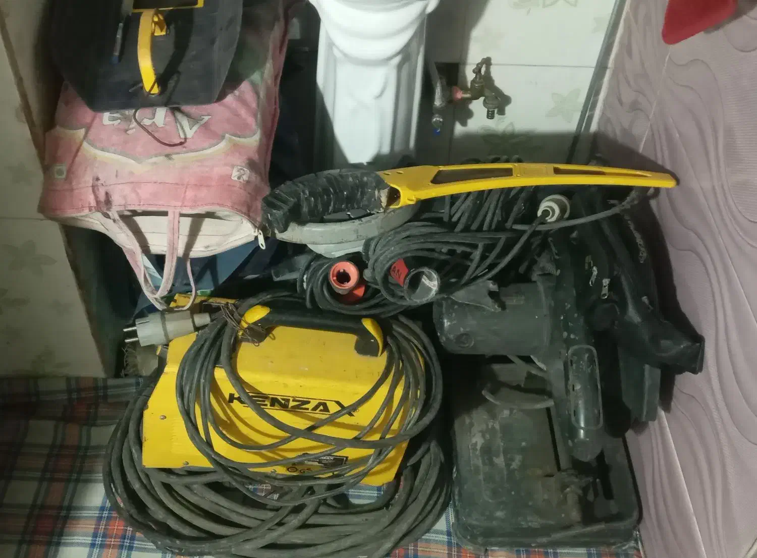 جوشکاری سیار و تخریب بابتن‌کن|خدمات پیشه و مهارت|لاهیجان, حاجی آباد|دیوار