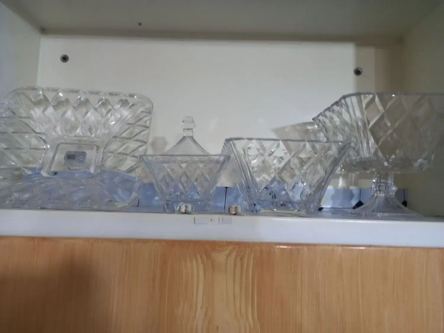 سرویس پذیرایی درحد نو|ظروف سرو و پذیرایی|شازند, |دیوار