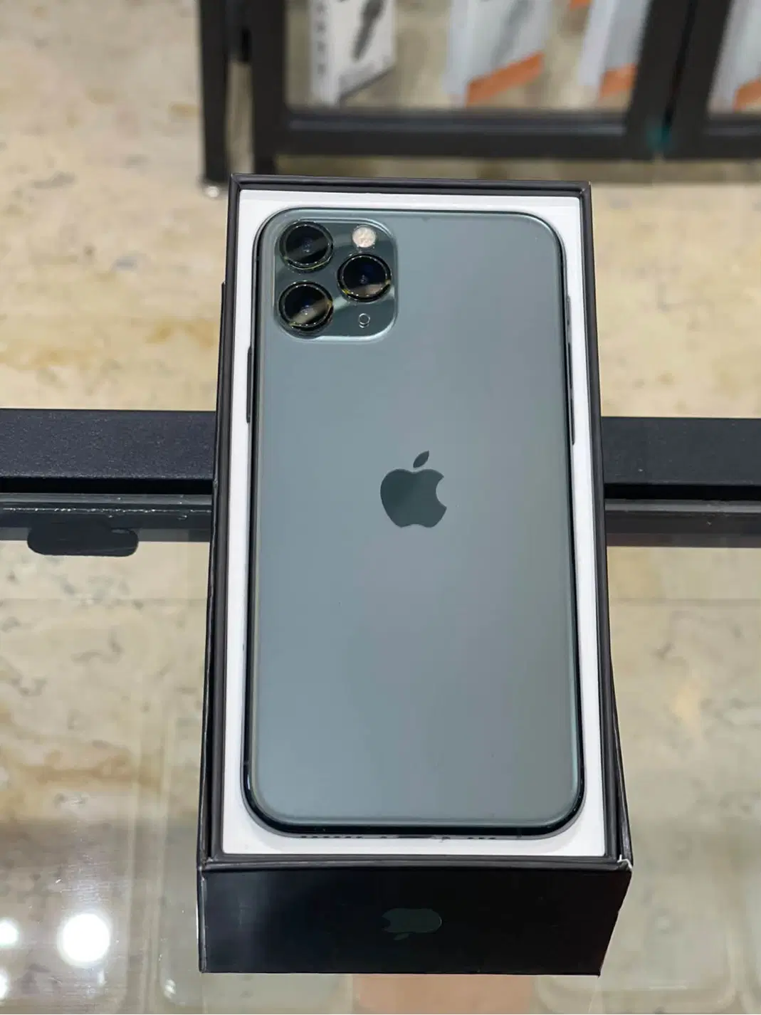 iPhone 11 Pro|موبایل|کرج, اتحاد|دیوار
