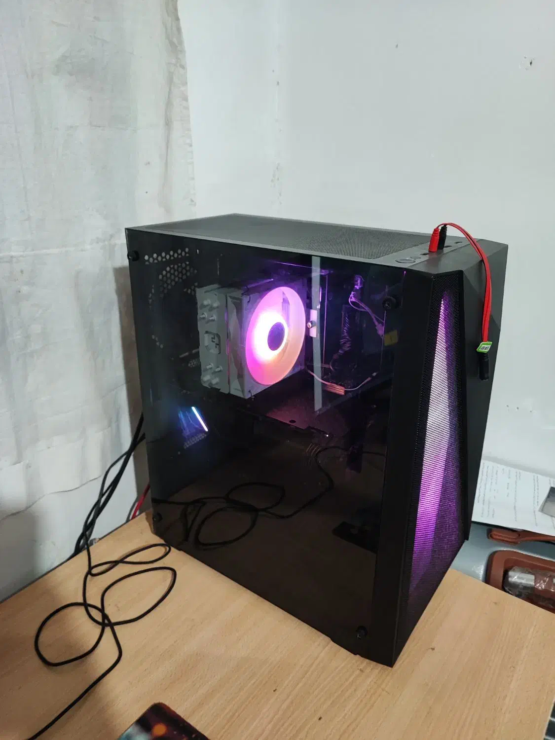 کیس گیمینگ فوق العاده|رایانه رومیزی|ساری, |دیوار