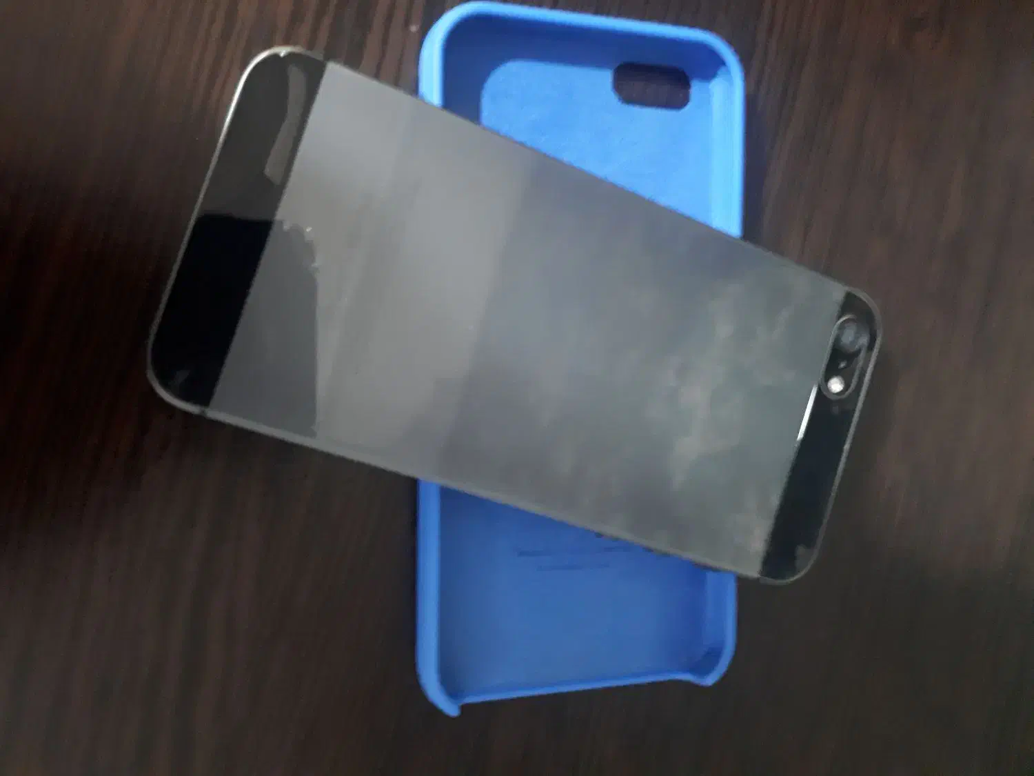 اپل iPhone 5 با حافظهٔ ۱۶ گیگابایت|موبایل|اهواز, سیصد دستگاه|دیوار