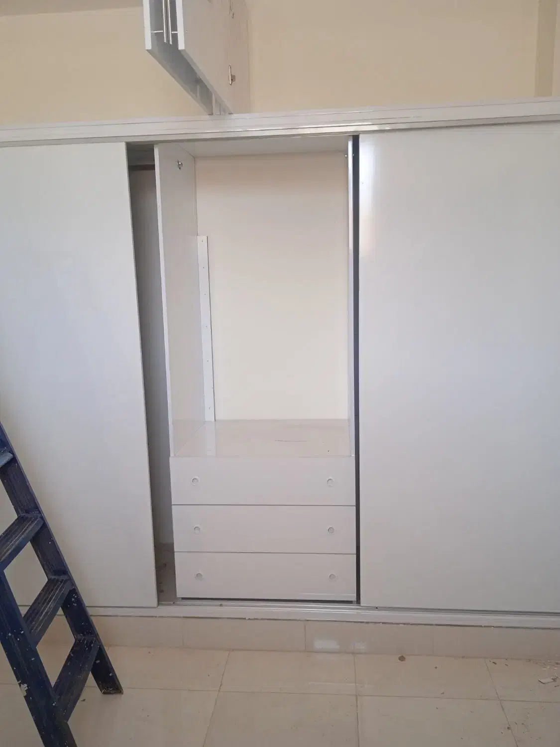 نصب کمد دیواری بدون چهارچوب|خدمات پیشه و مهارت|زنجان, |دیوار