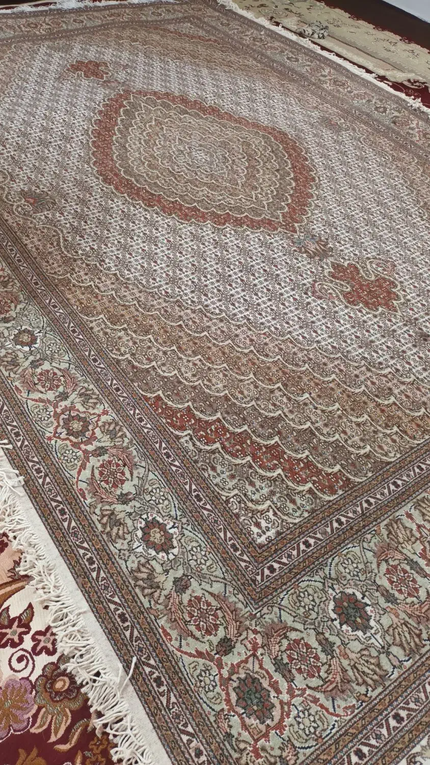 فرش دست باف ماهی|فرش|خوی, |دیوار