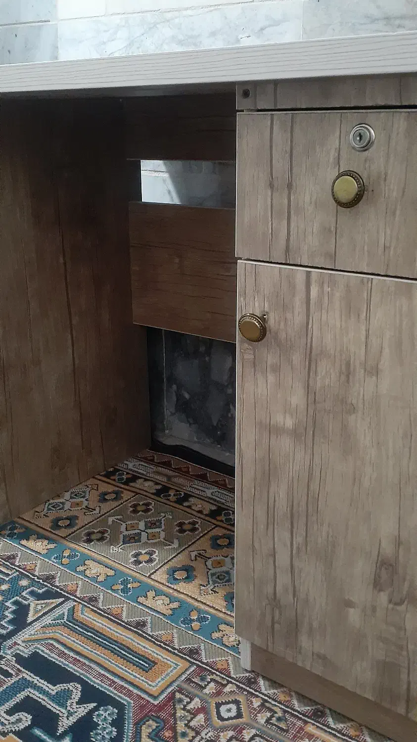 میز تحریر|میز تحریر و کامپیوتر|بیرجند, |دیوار