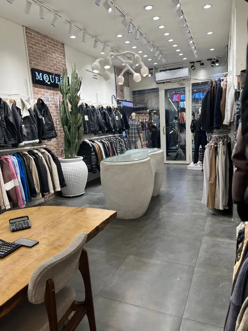 فروشنده پوشاک مجرب خانم یا آقا|استخدام بازاریابی و فروش|تهران, بازار|دیوار