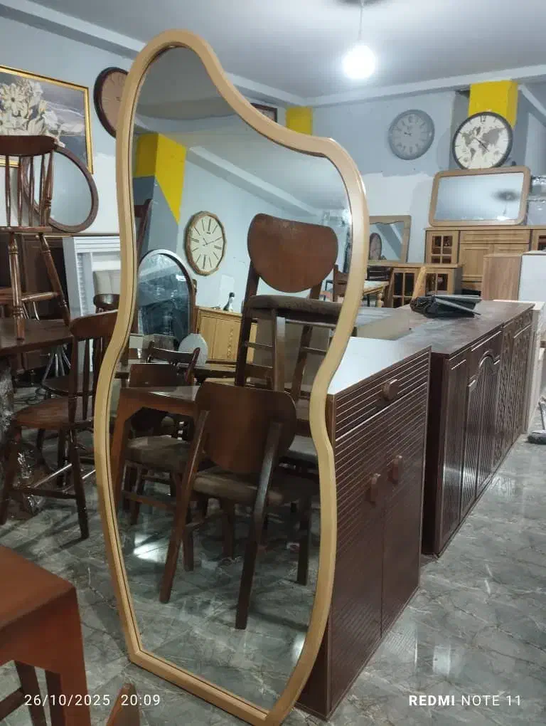 آینه قدی|آینه|خرمآباد, |دیوار