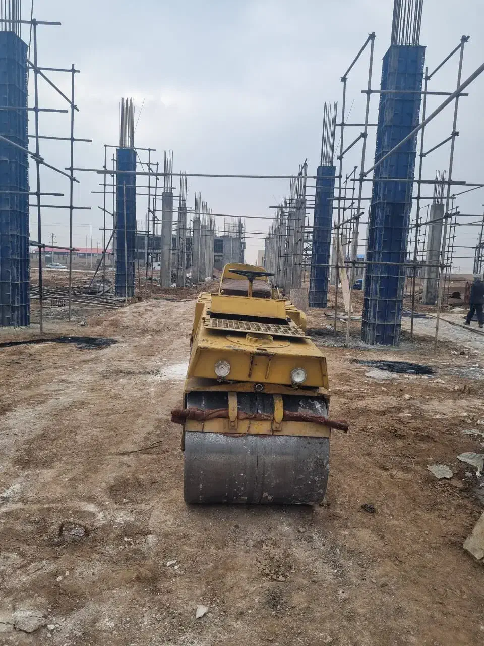 اجاره دهن غلطک/قلتک/کوبش مخلوط خاک بیس|ماشین‌آلات صنعتی|فردیس, مجموعه کارخانه جات مپنا|دیوار