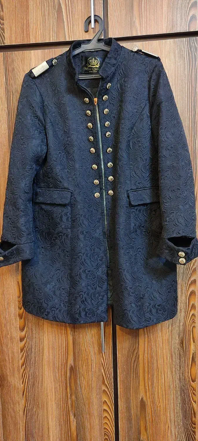 مانتو زنانه|لباس|زاوه, |دیوار