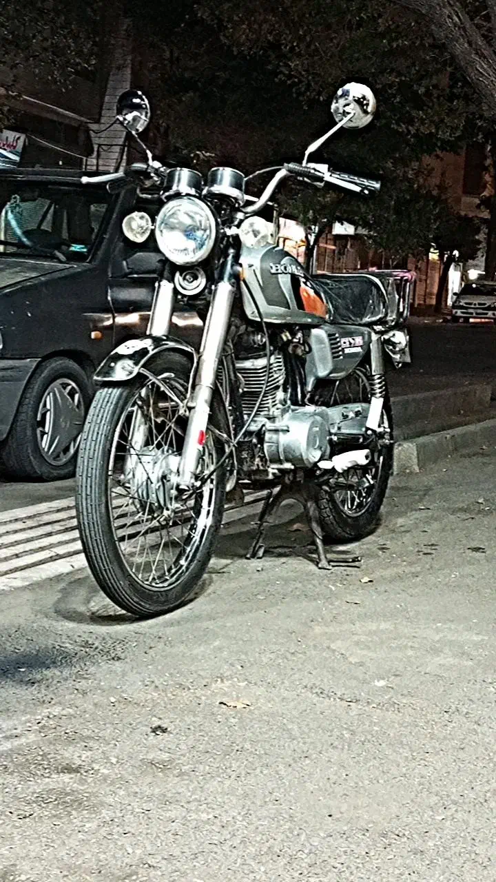 هندا 125سی جی نقرای|موتورسیکلت|قزوین, |دیوار