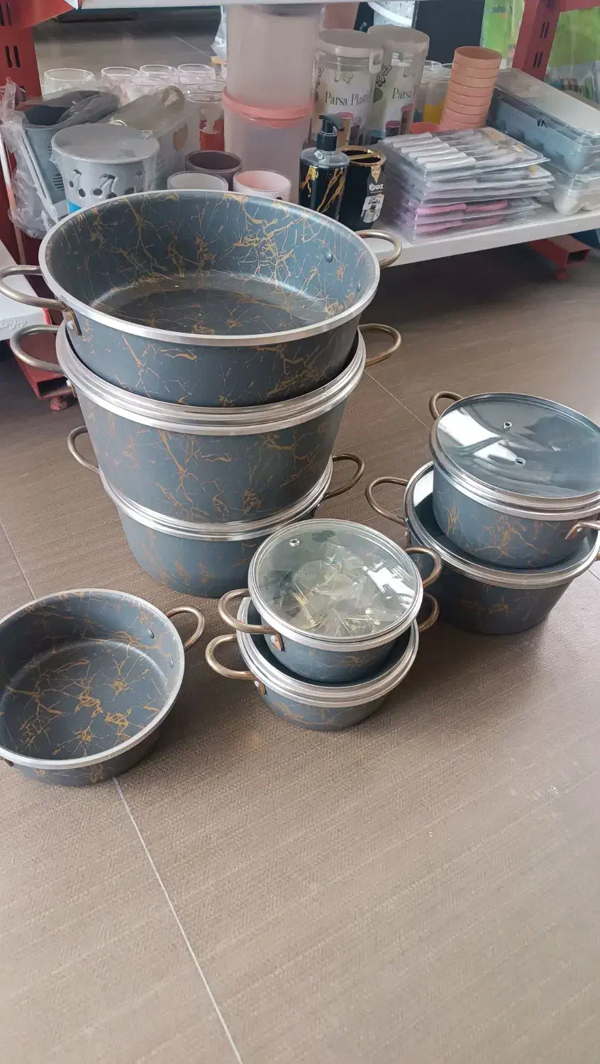 قابلمه|ظروف پخت‌وپز|گلبهار, شهر جدید گلبهار|دیوار