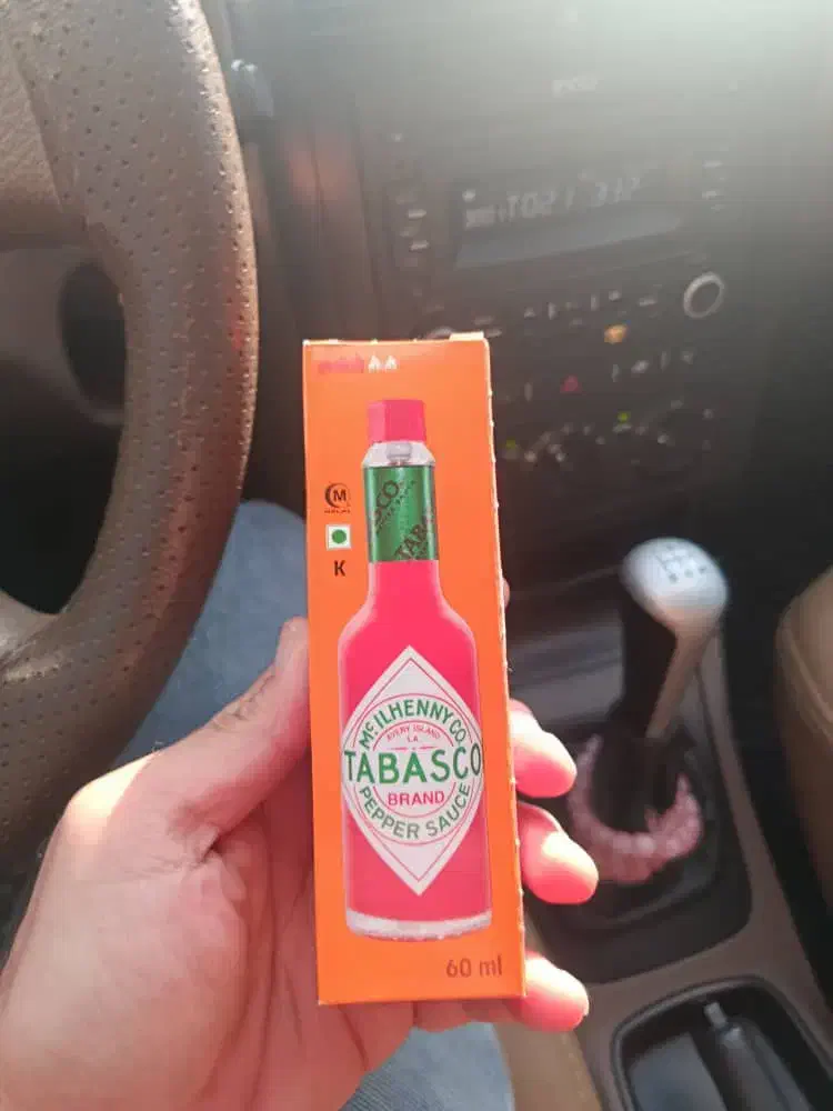 سس تاباسکو خارجی|خوردنی و آشامیدنی|شیراز, سجادیه|دیوار