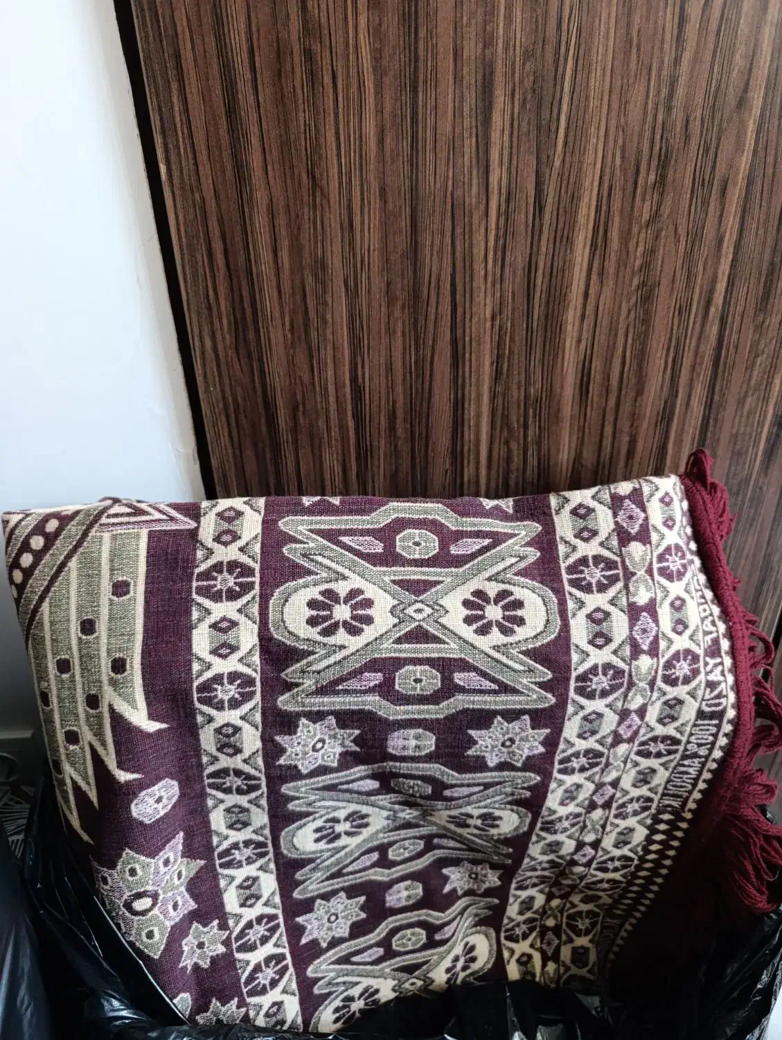 میز تلوزیون،صندلی چرخ دار،روفرشی ۱۲متری|میز و صندلی غذاخوری|شیراز, طلاب|دیوار
