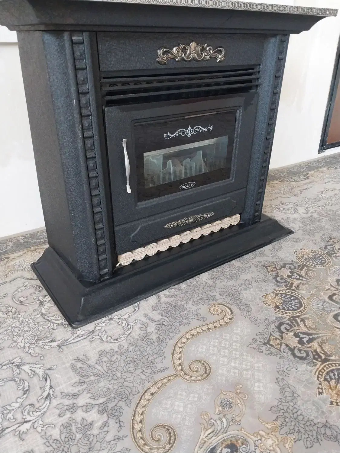 بخاری ۱۲۰۰۰طرح شومینه درحدنو سایز بزرگ|بخاری، هیتر، شومینه|کرج, شهرک بنفشه|دیوار