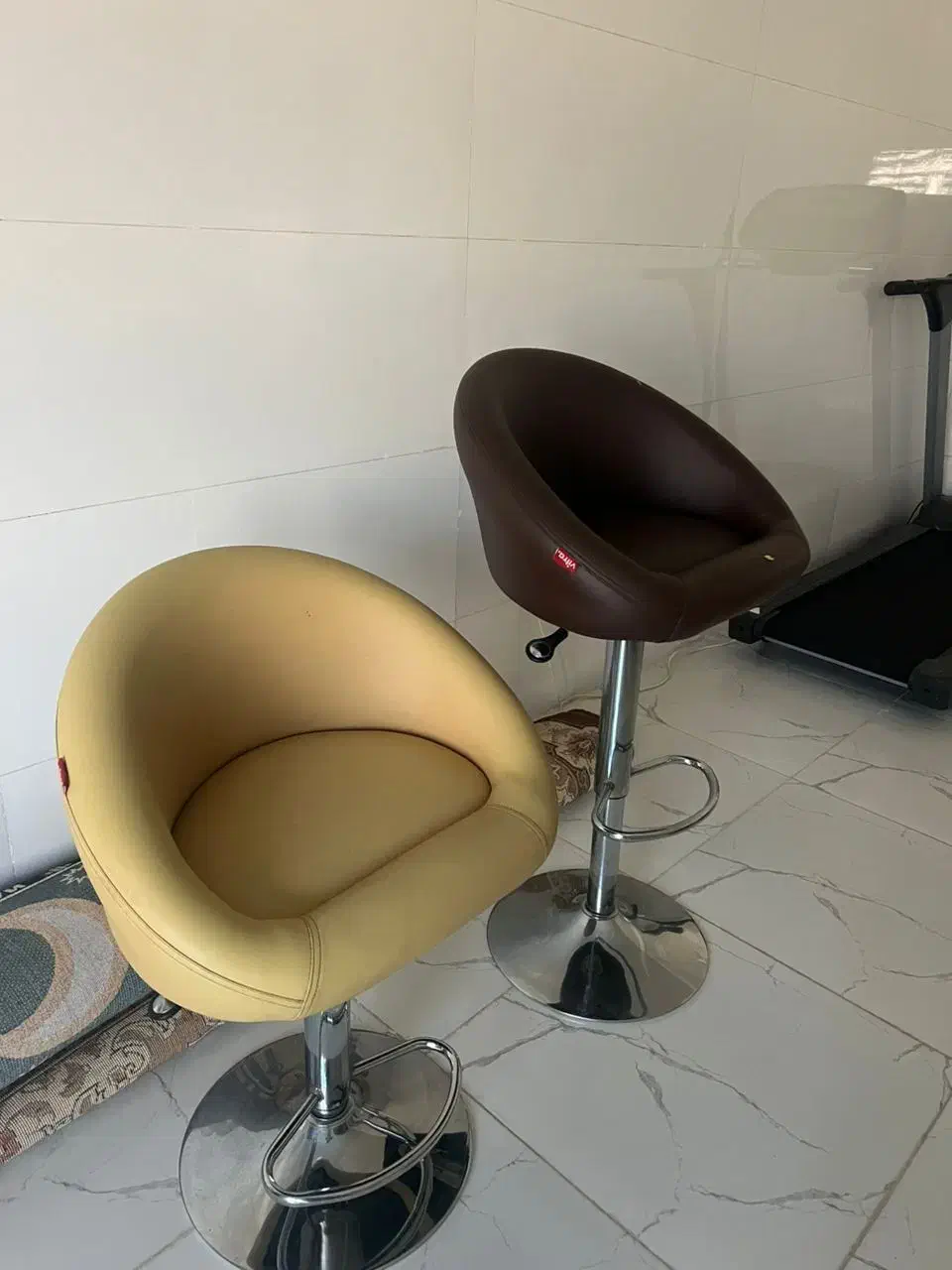 صندلی گردان جک دار|میز و صندلی غذاخوری|مریوان, |دیوار