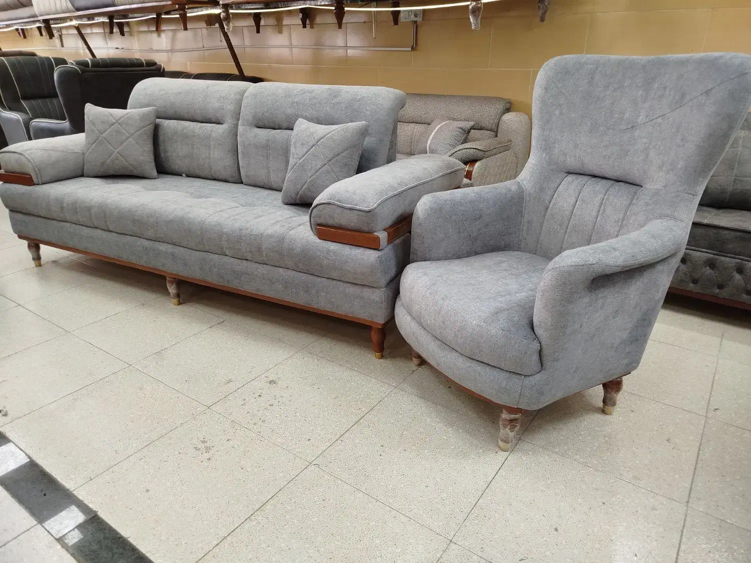 مبل یلدزتختشو شرکتی|مبلمان خانگی و میز عسلی|کرمانشاه, |دیوار