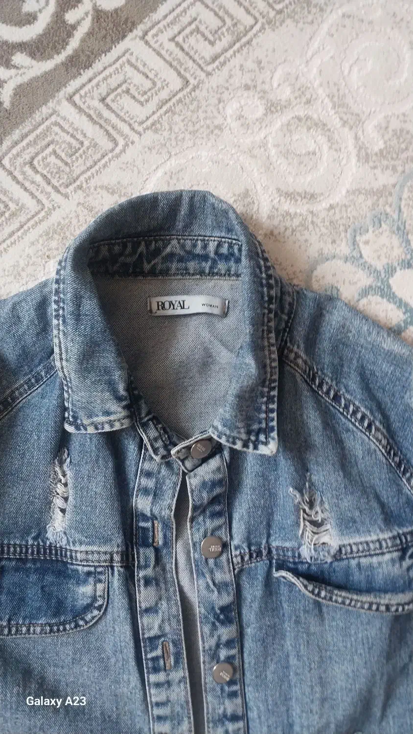 مانتولی کتی سالم وتعدادی شلوار|لباس|رباطکریم, رباطکریم|دیوار