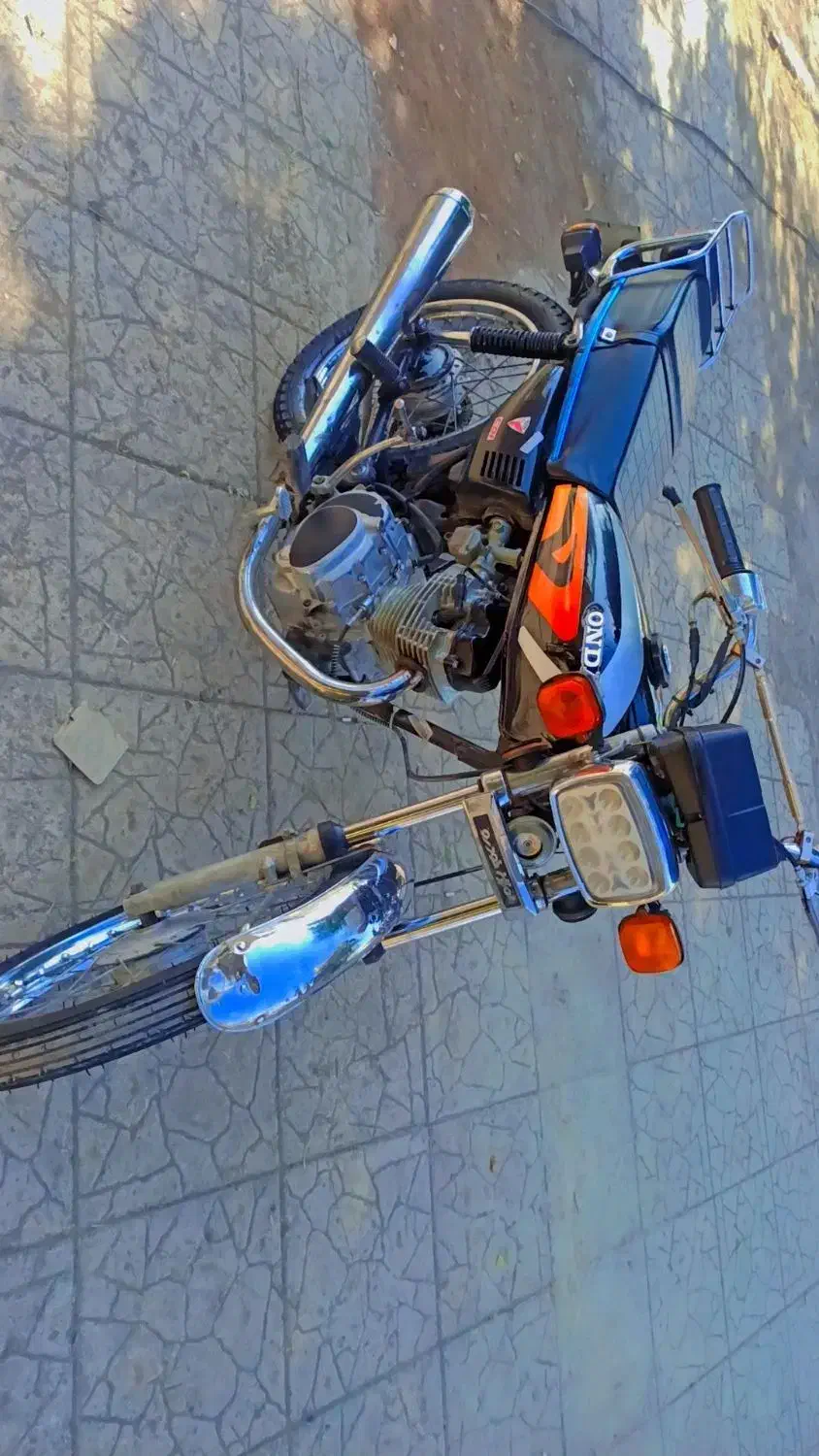 مدل 83|موتورسیکلت|کازرون, |دیوار