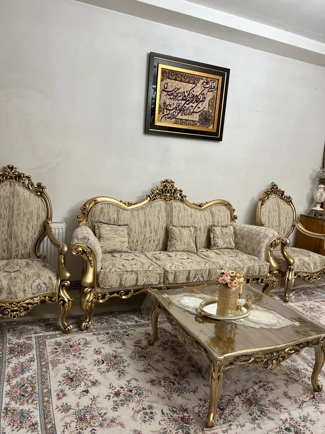 مبل کنده کاری هفت نفره با ست ناهارخوری جهیزیه|مبلمان خانگی و میز عسلی|گلستان (تهران), |دیوار